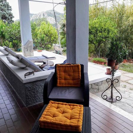 Invit Arti B&B Capoterra Bagian luar foto
