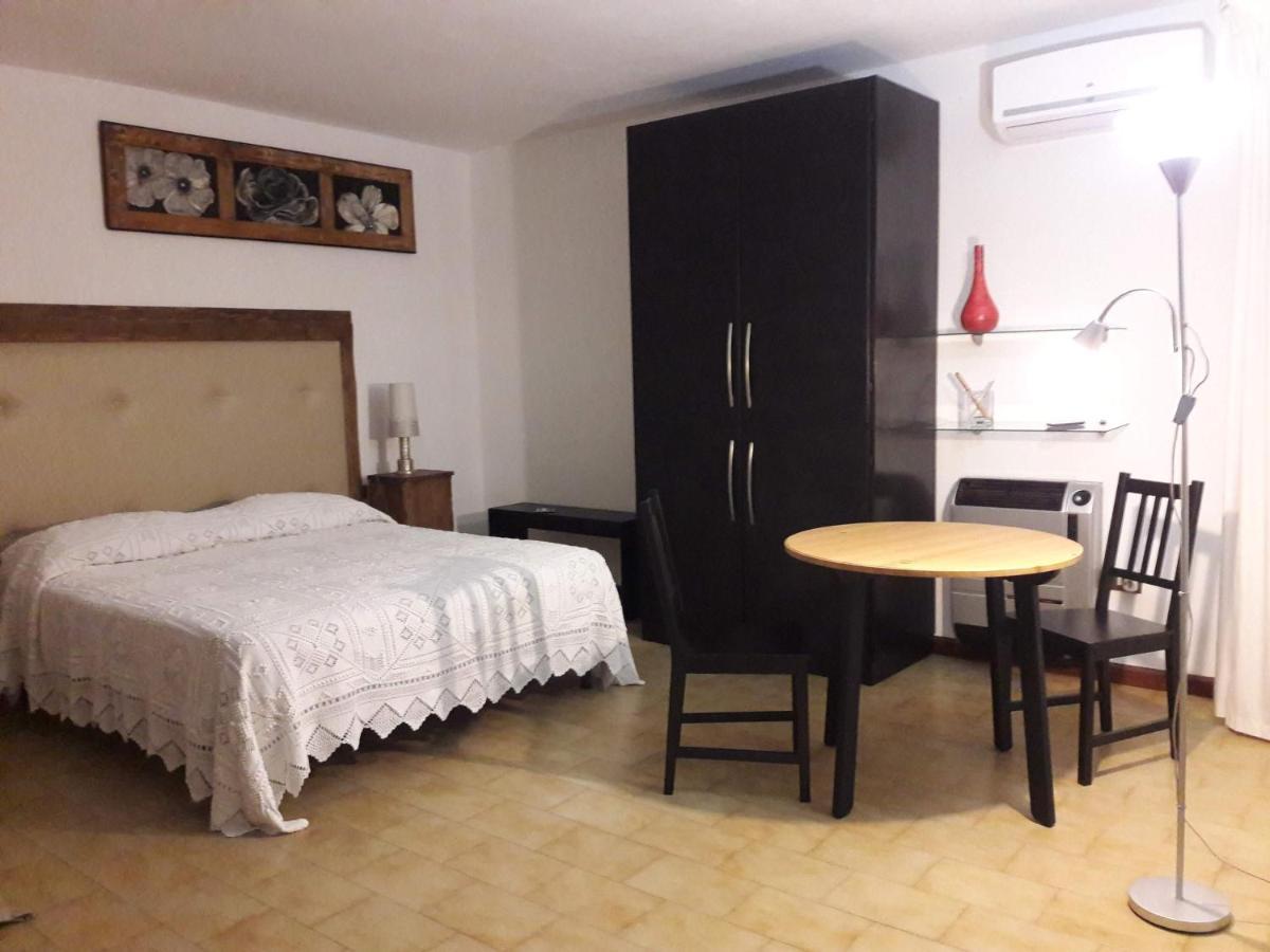 Invit Arti B&B Capoterra Bagian luar foto