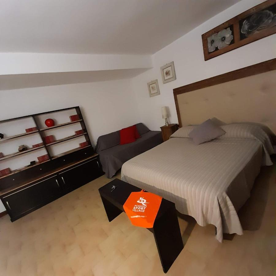 Invit Arti B&B Capoterra Bagian luar foto