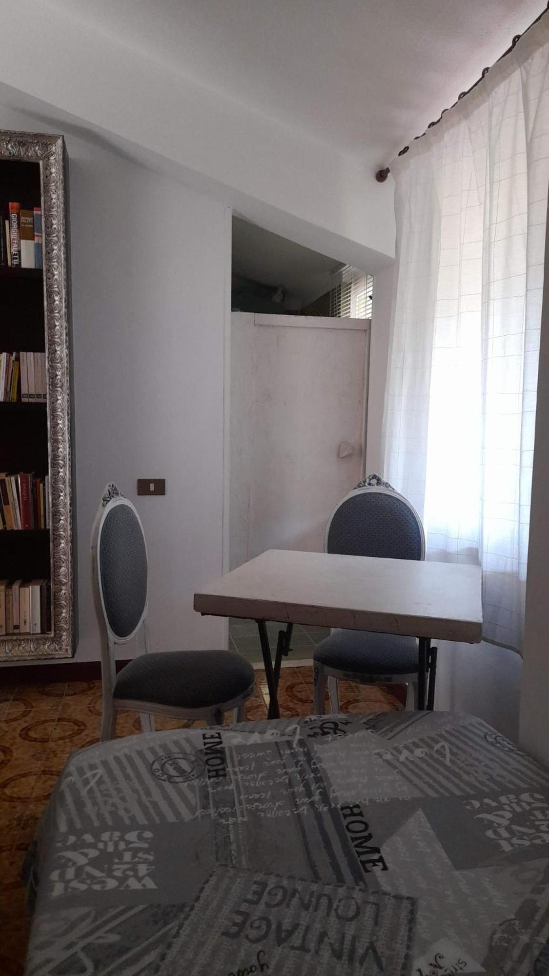 Invit Arti B&B Capoterra Bagian luar foto