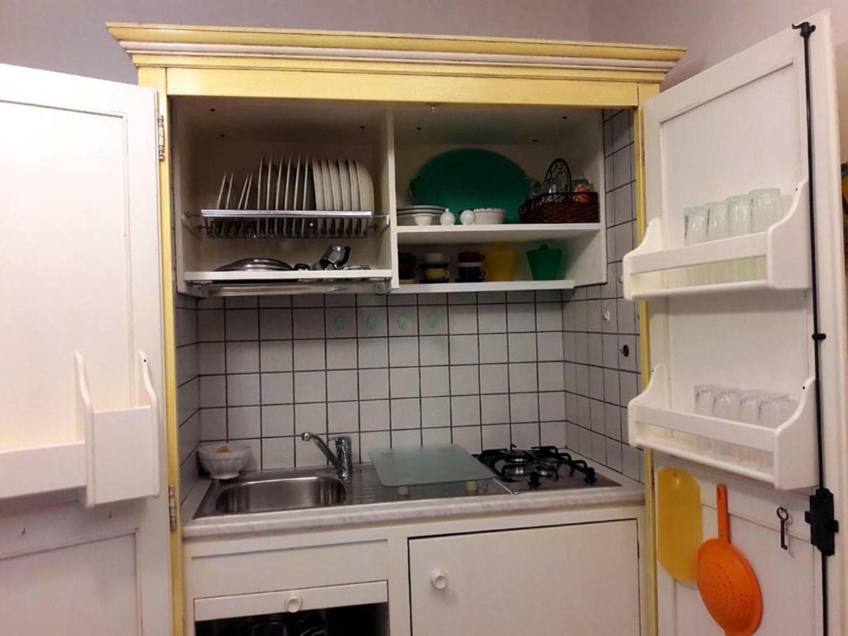Invit Arti B&B Capoterra Bagian luar foto